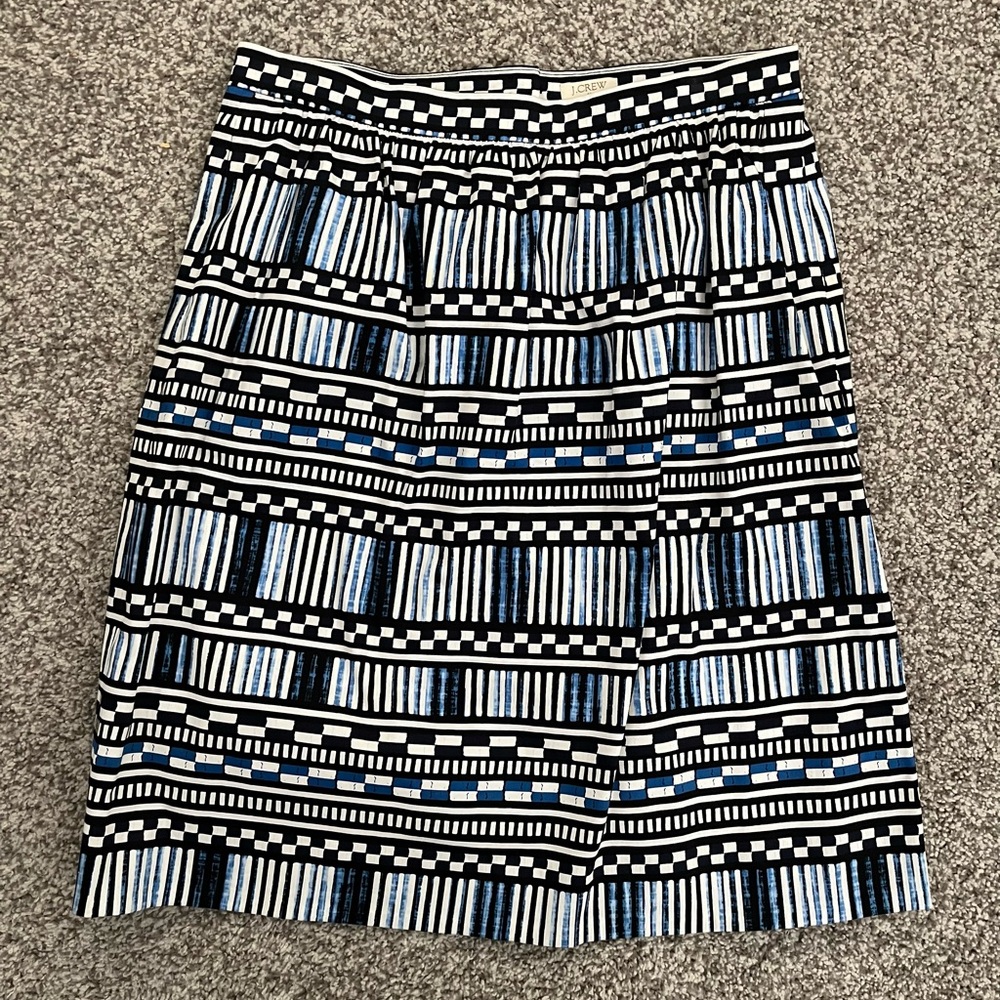 Stylish Black and Blue Patterned Skirt